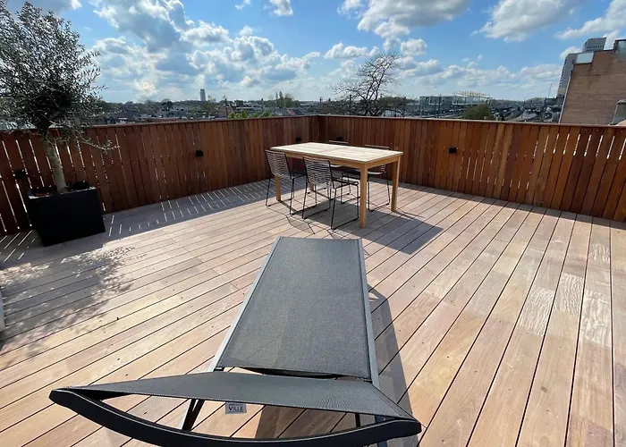 Penthouse With Airconditioning And Big Terrace, Close To Gent Sint-Pieters Station And City Centre